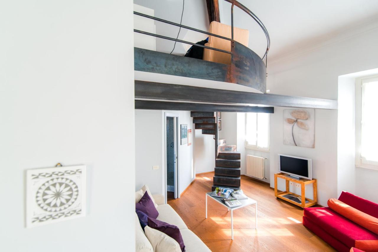 Апартаменты Antica Via Volta - The House Of Travelers Комо Экстерьер фото